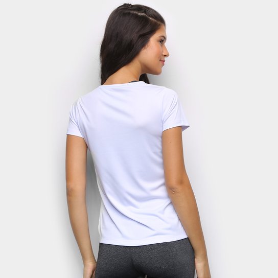 Camiseta Rainha Básica Classic Feminina